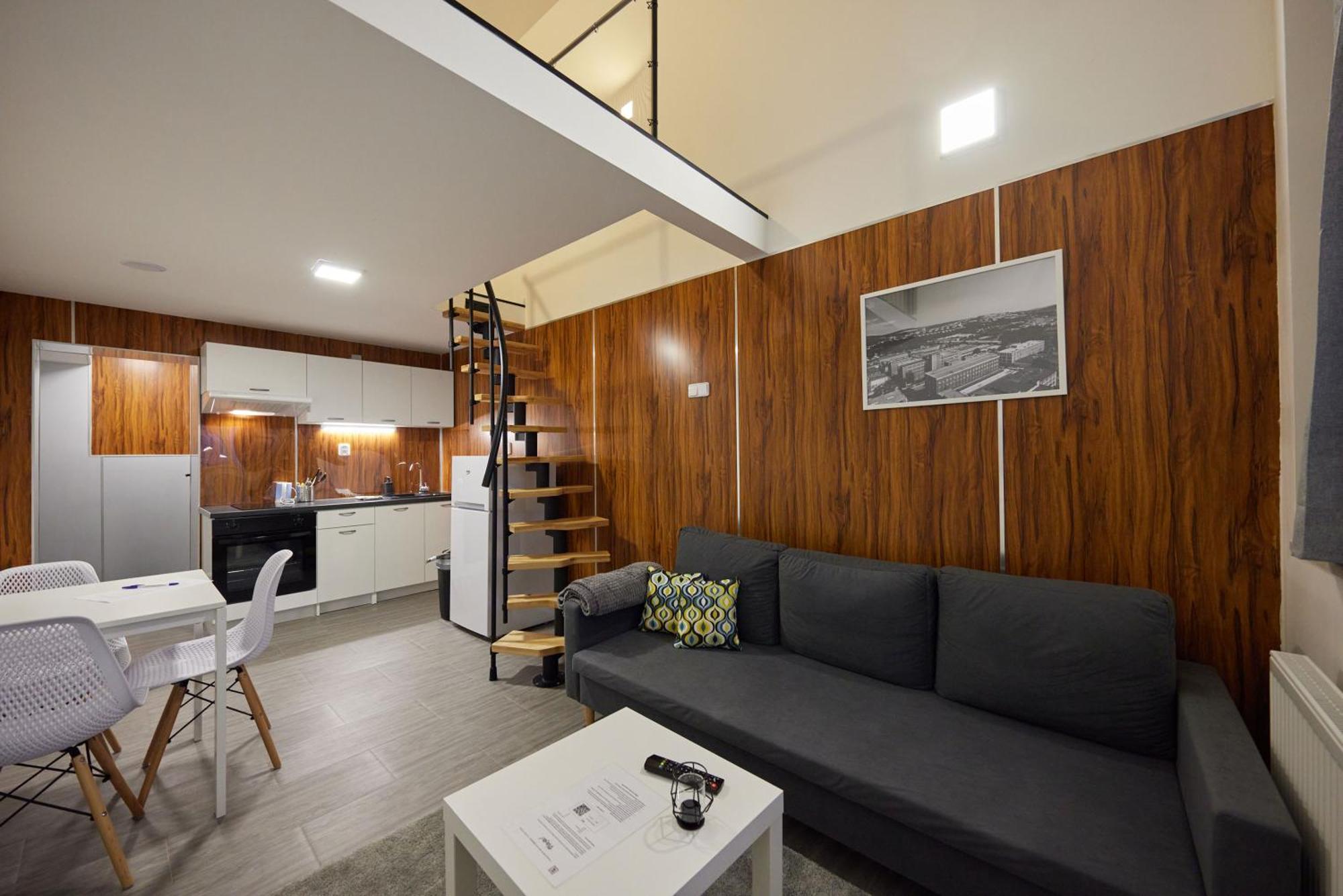 Block 96 Apartments Zlín エクステリア 写真